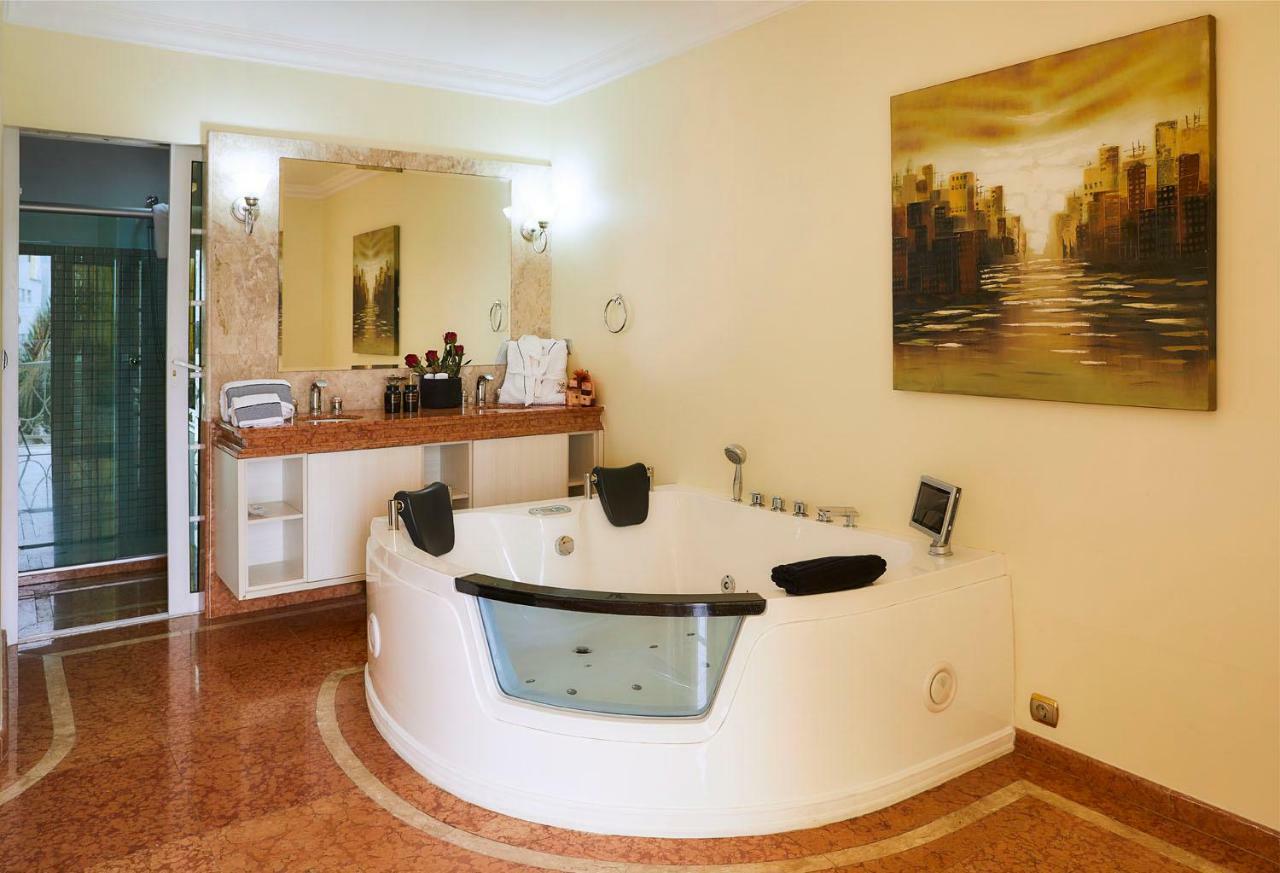 Hotel Florença Luanda Extérieur photo